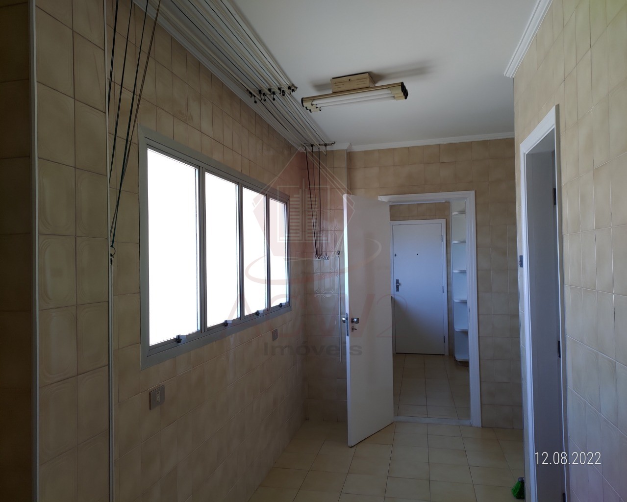 Apartamento à venda com 3 quartos, 184m² - Foto 9