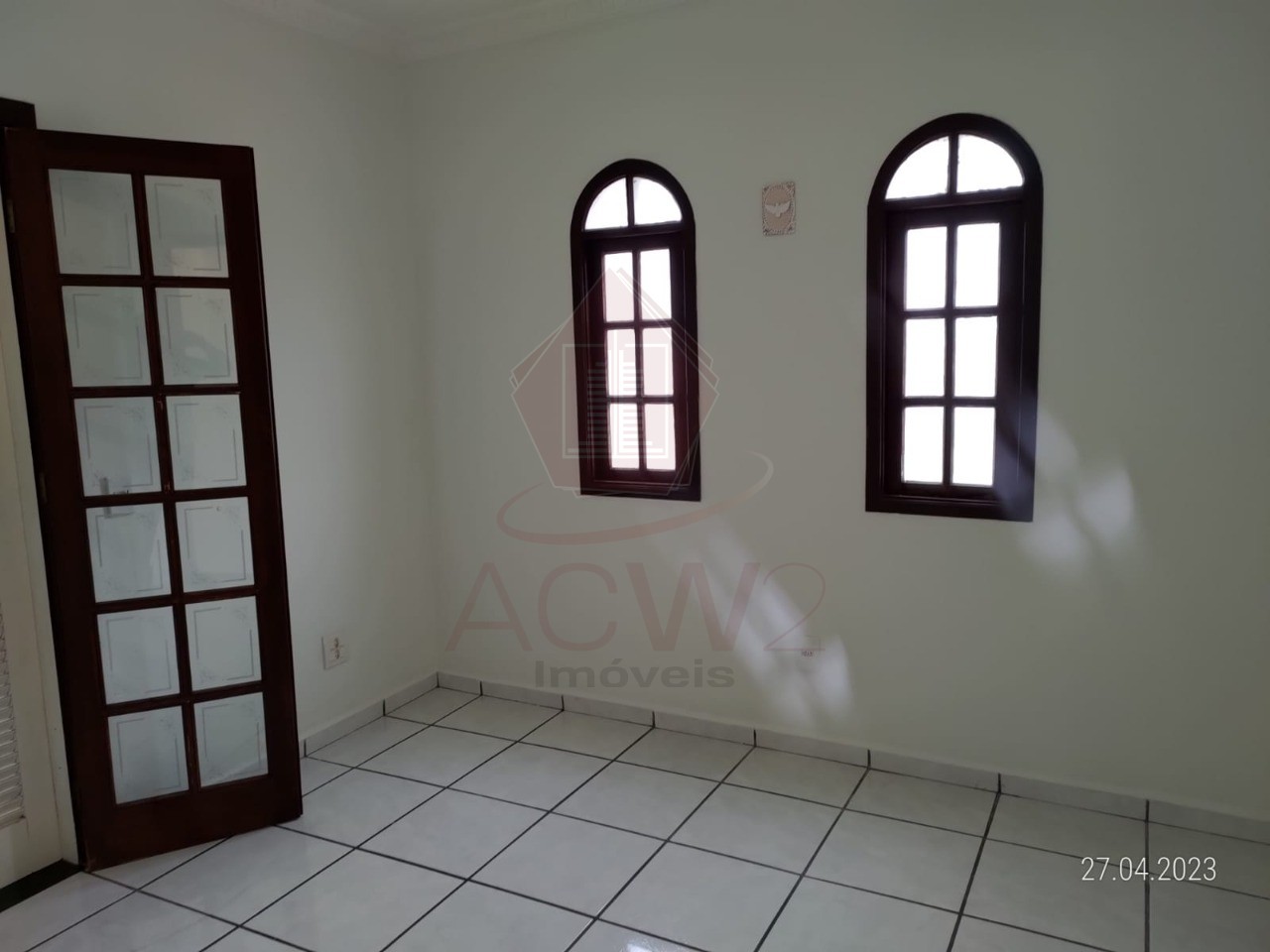 Casa à venda com 2 quartos, 150m² - Foto 10