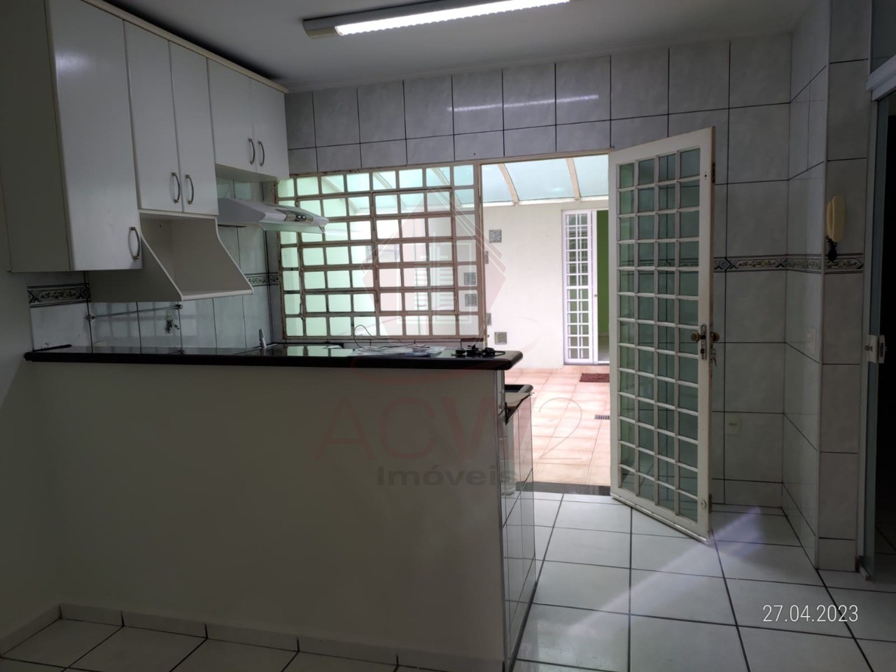 Casa à venda com 2 quartos, 150m² - Foto 5