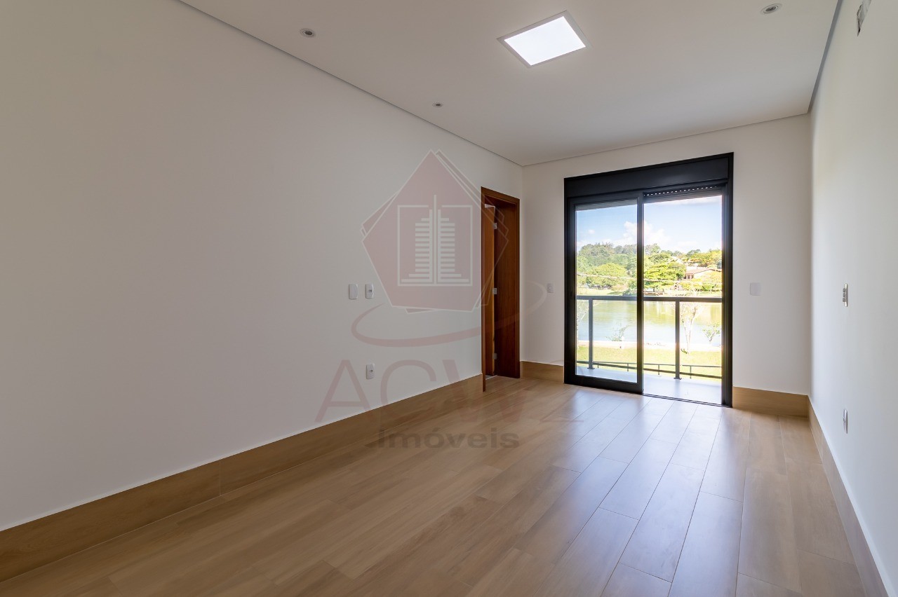 Casa à venda com 5 quartos, 368m² - Foto 11