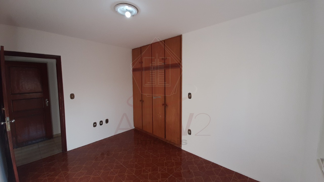 Casa à venda com 3 quartos, 258m² - Foto 11