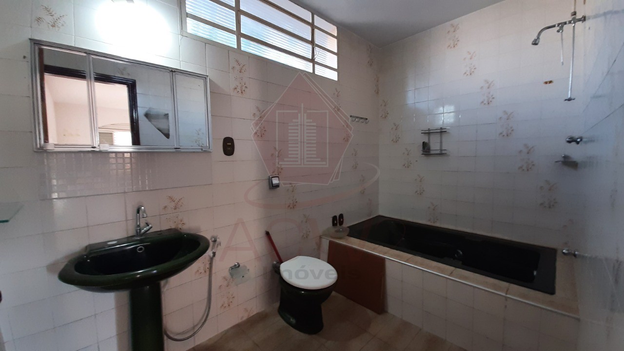 Casa à venda com 3 quartos, 258m² - Foto 17