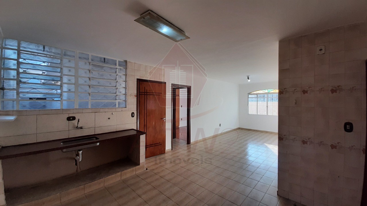 Casa à venda com 3 quartos, 258m² - Foto 6