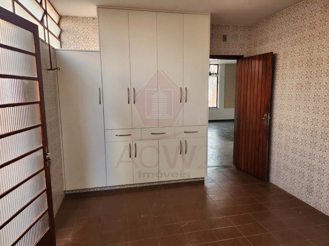 Prédio Inteiro à venda com 3 quartos, 250m² - Foto 9