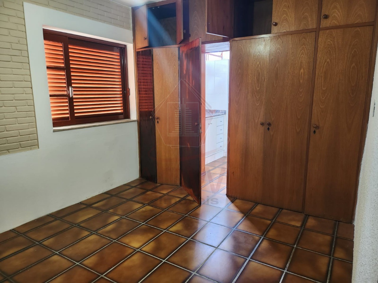 Prédio Inteiro à venda com 3 quartos, 250m² - Foto 11