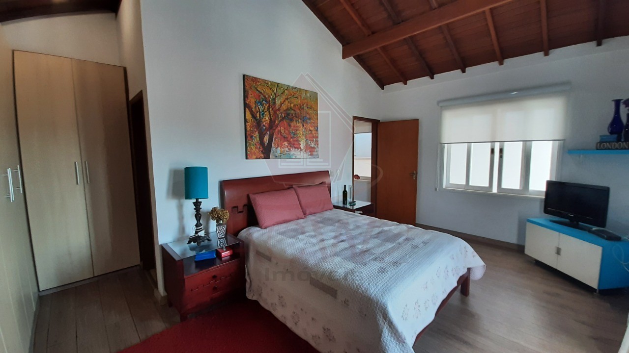 Casa à venda com 4 quartos, 1300m² - Foto 64