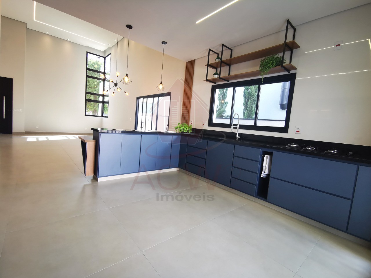 Casa à venda com 3 quartos, 245m² - Foto 4