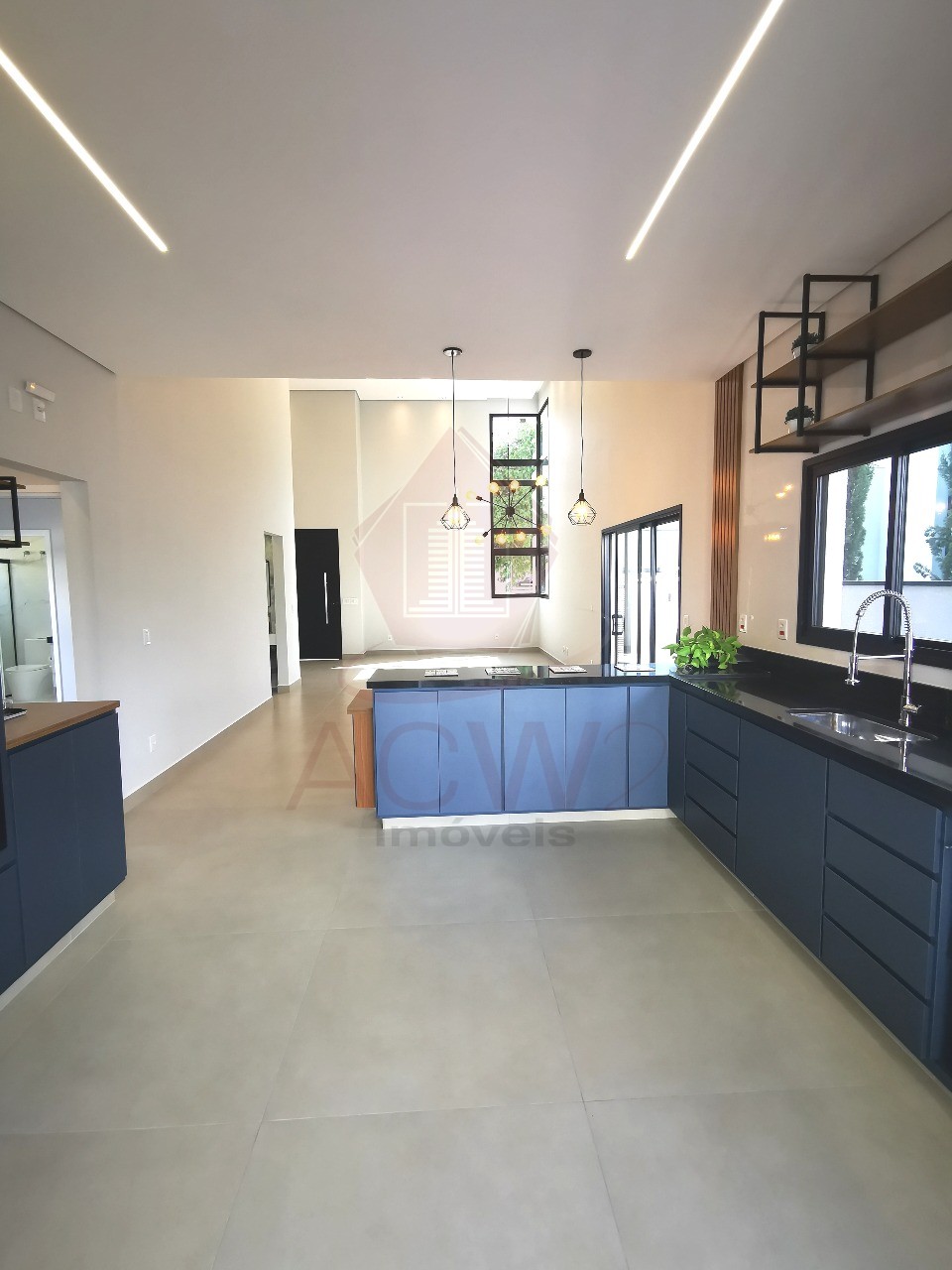 Casa à venda com 3 quartos, 245m² - Foto 6