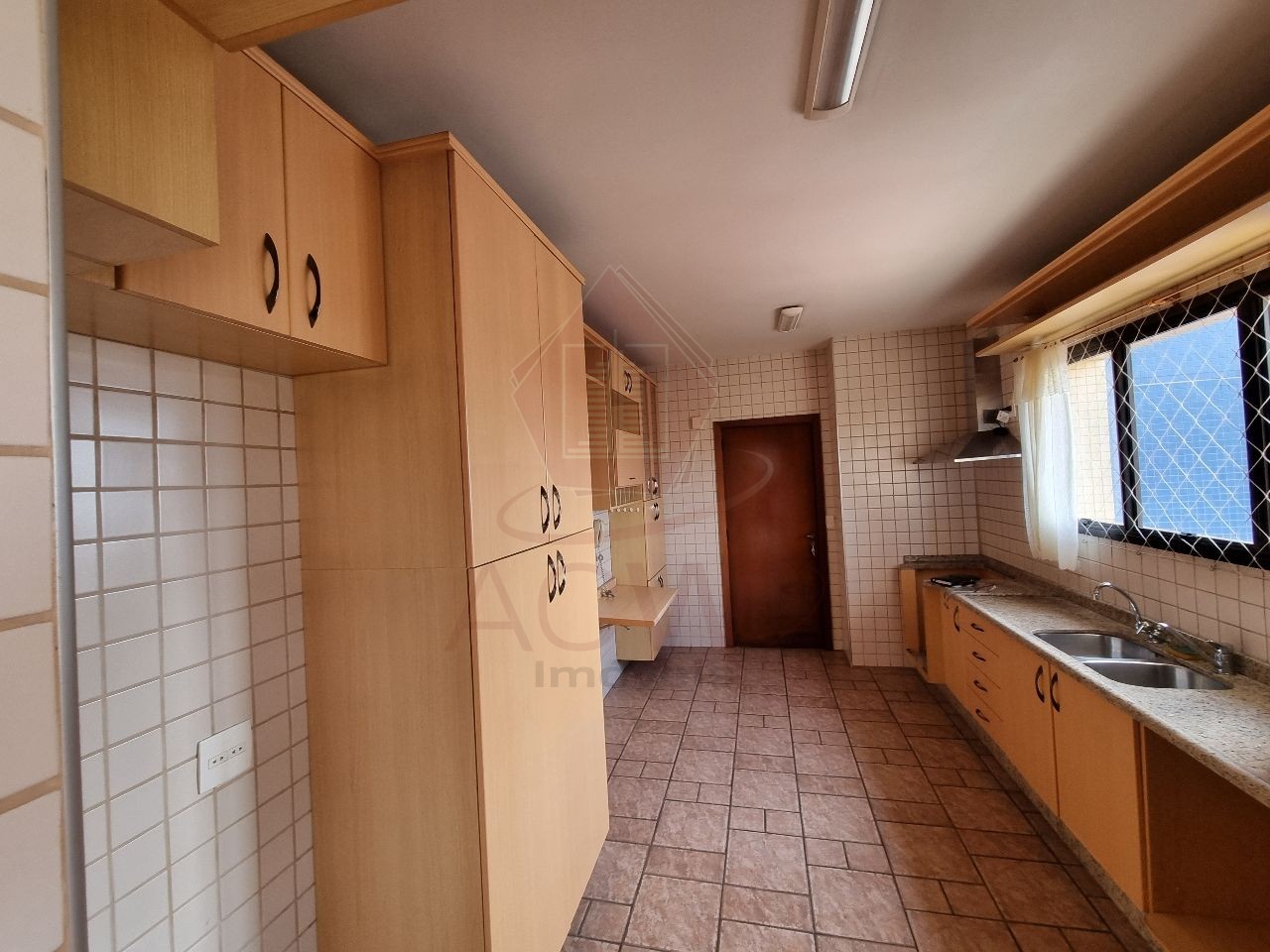 Apartamento à venda com 3 quartos, 135m² - Foto 13