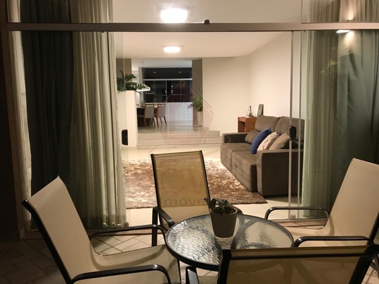 Casa à venda com 3 quartos, 1000m² - Foto 6