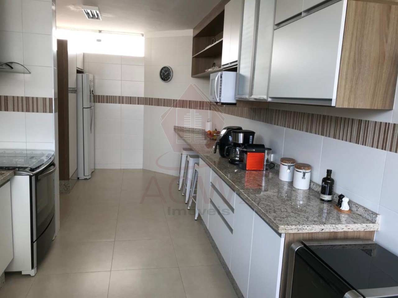 Casa à venda com 3 quartos, 1000m² - Foto 13