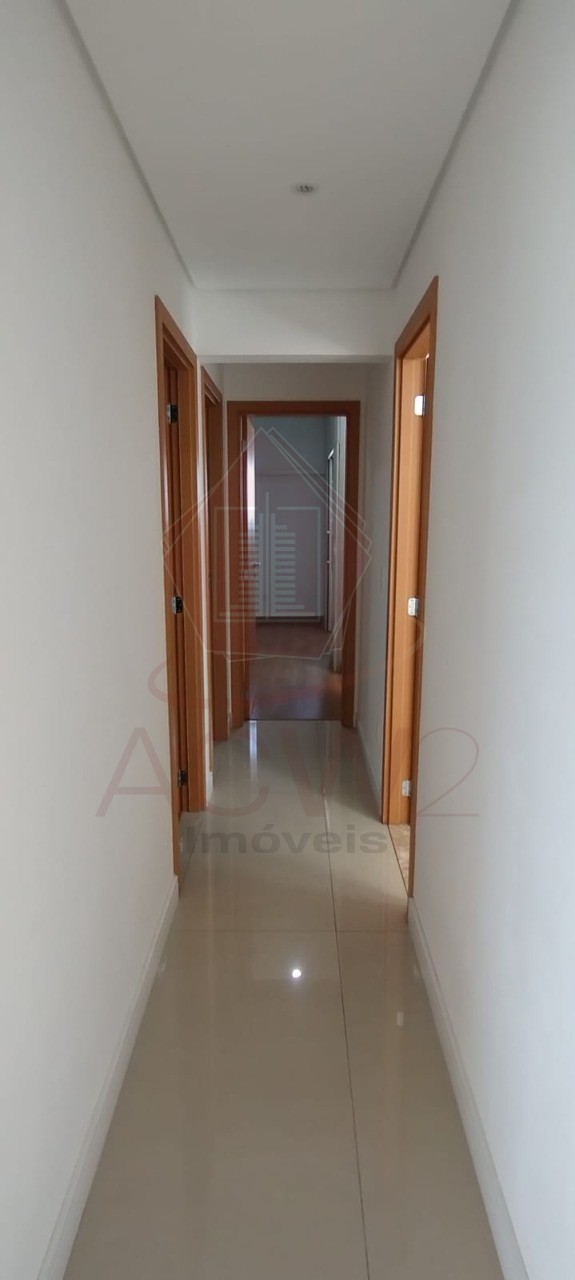 Apartamento para alugar com 3 quartos, 101m² - Foto 22