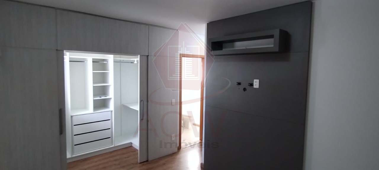 Apartamento para alugar com 3 quartos, 101m² - Foto 5