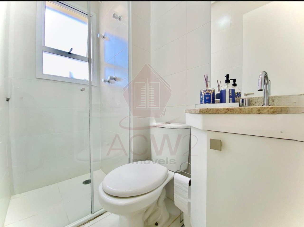 Apartamento à venda e aluguel com 2 quartos, 70m² - Foto 10