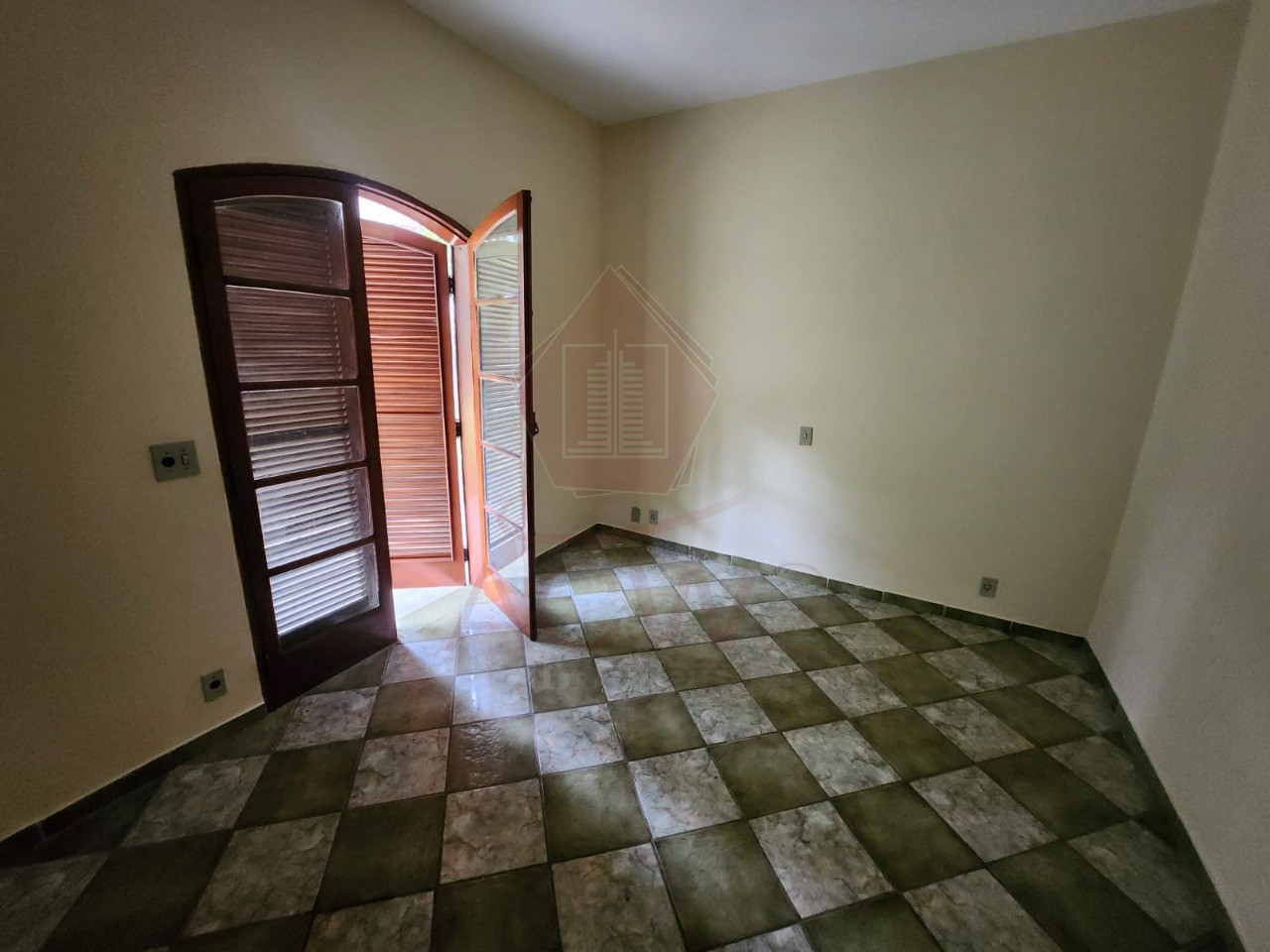 Chácara à venda com 3 quartos, 216m² - Foto 19