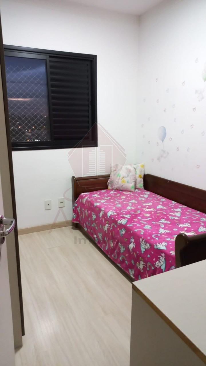 Apartamento à venda com 3 quartos, 77m² - Foto 9