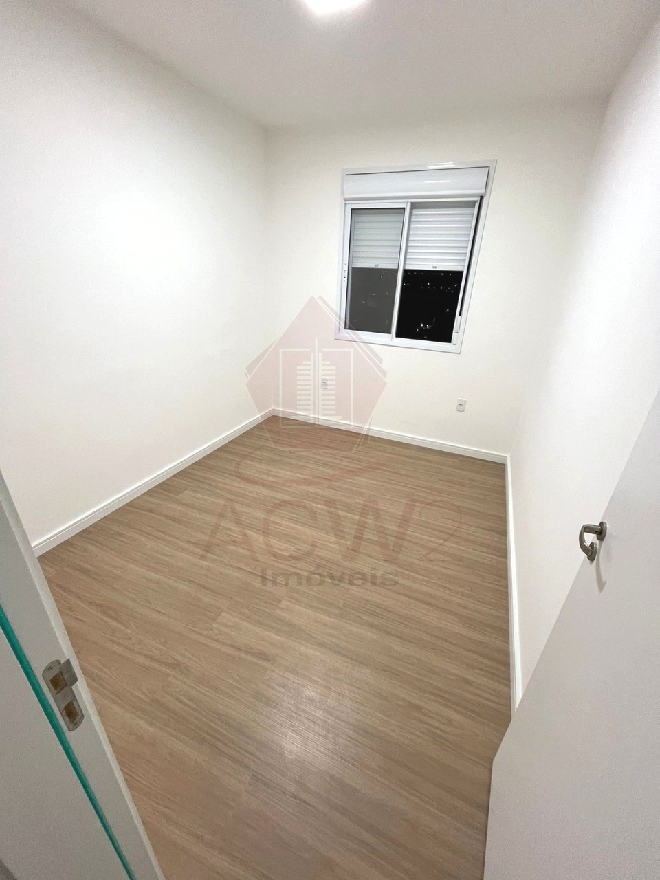 Apartamento à venda com 2 quartos, 64m² - Foto 4