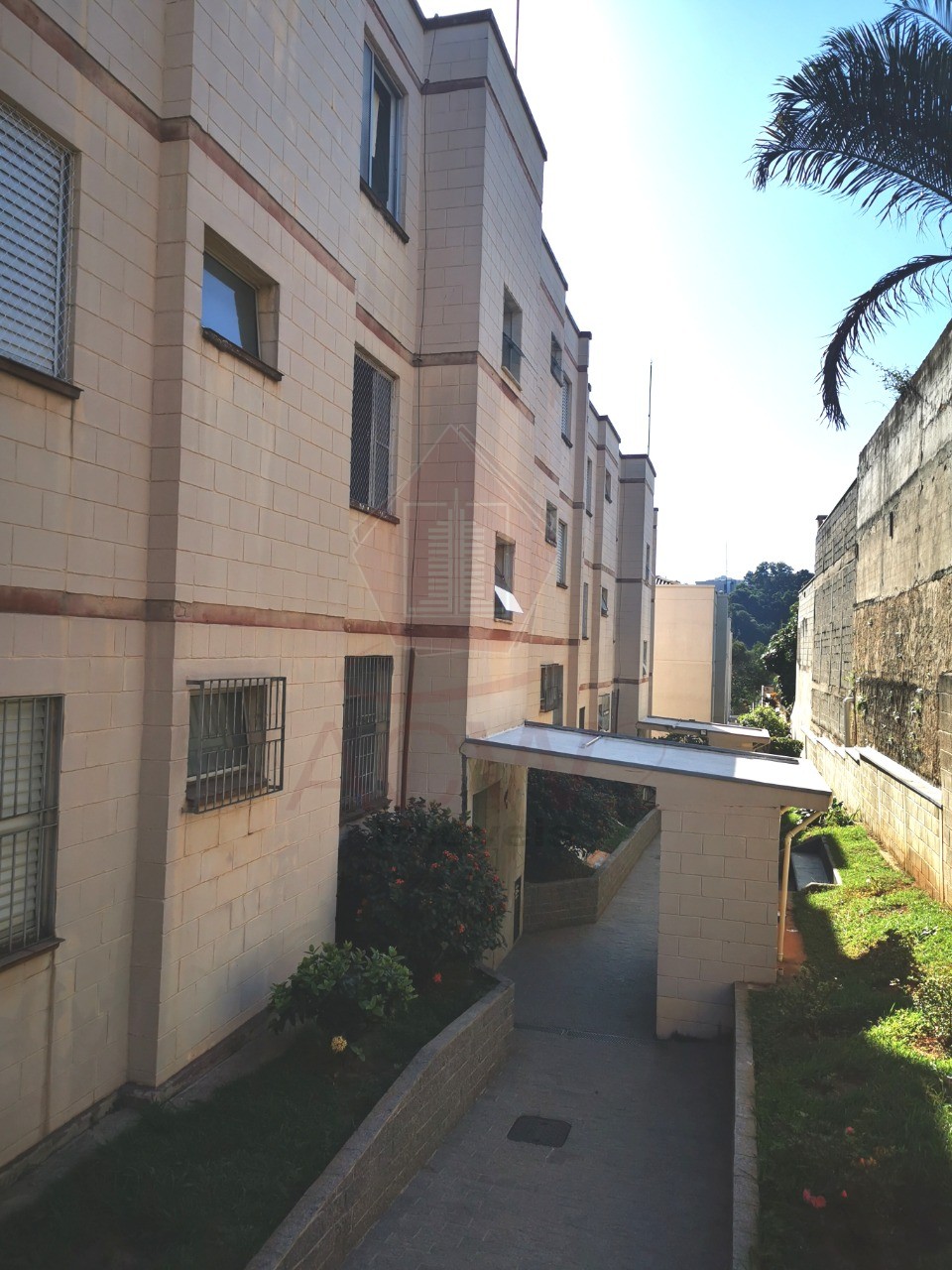 Apartamento à venda e aluguel com 3 quartos, 70m² - Foto 2