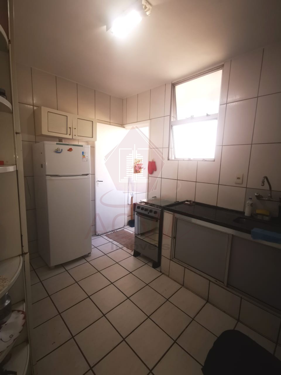 Apartamento à venda e aluguel com 3 quartos, 75m² - Foto 14