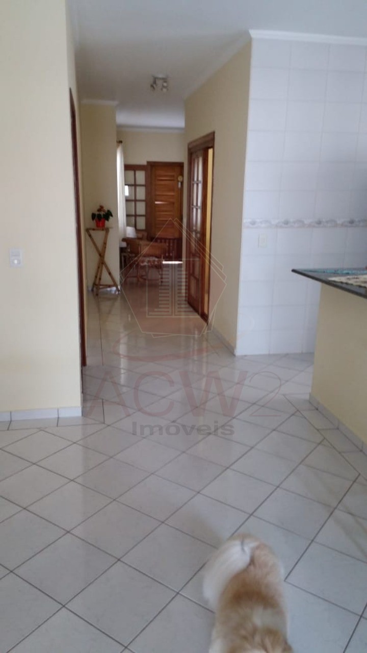 Casa à venda com 3 quartos, 269m² - Foto 5