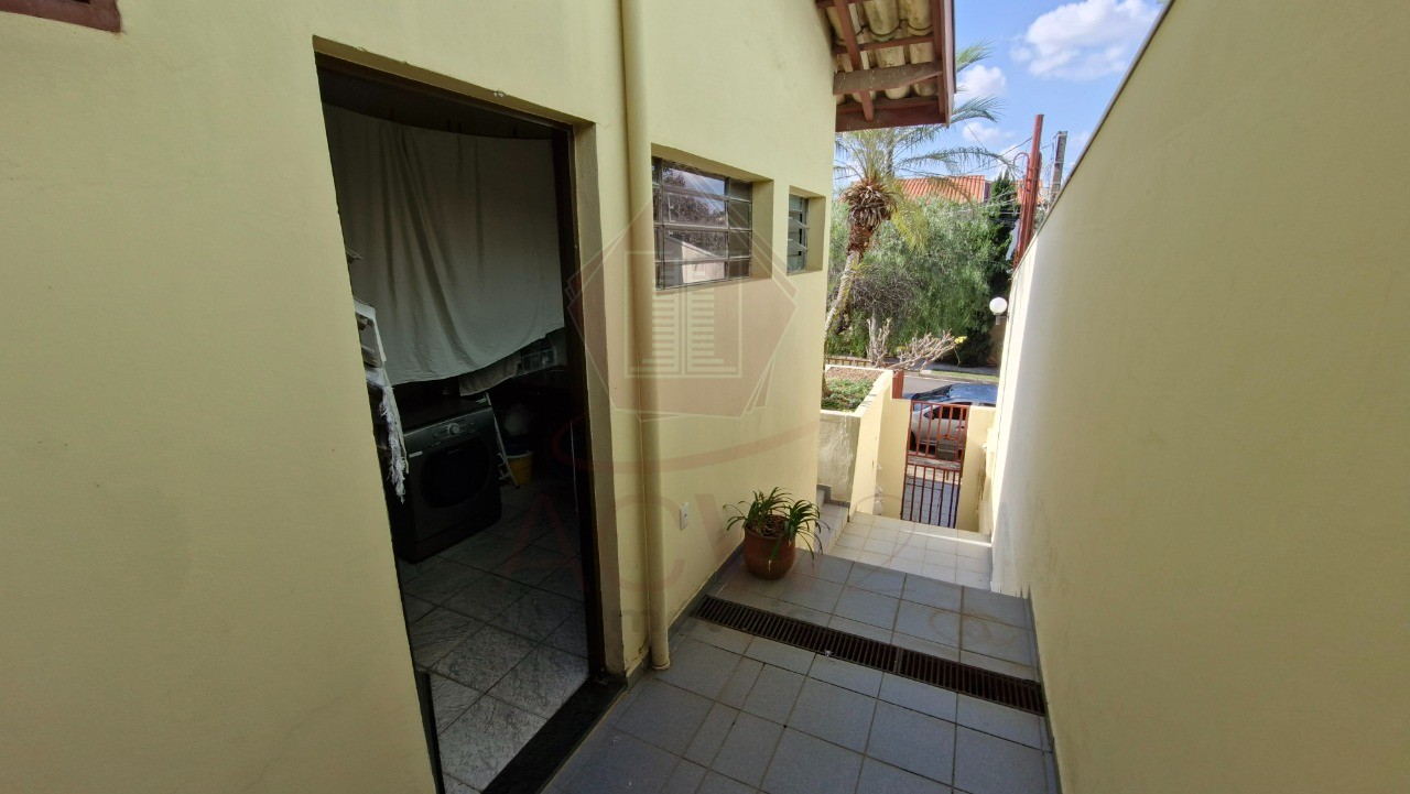 Casa à venda com 3 quartos, 350m² - Foto 26