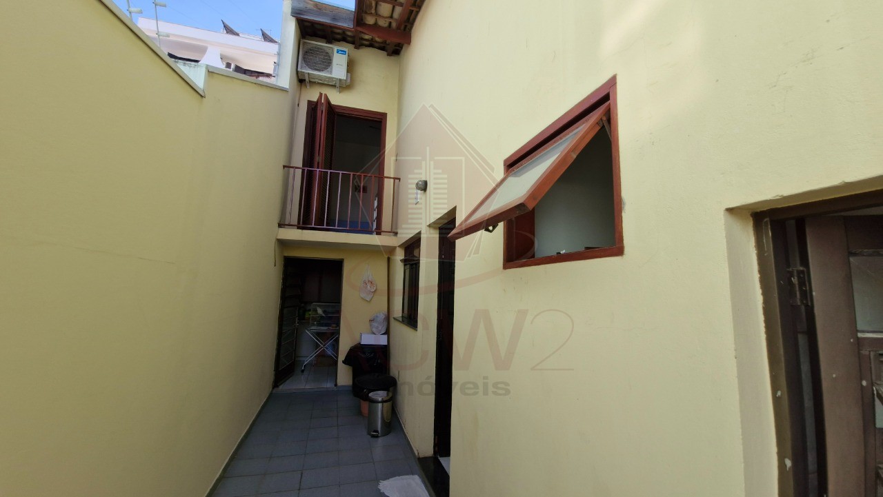 Casa à venda com 3 quartos, 350m² - Foto 28