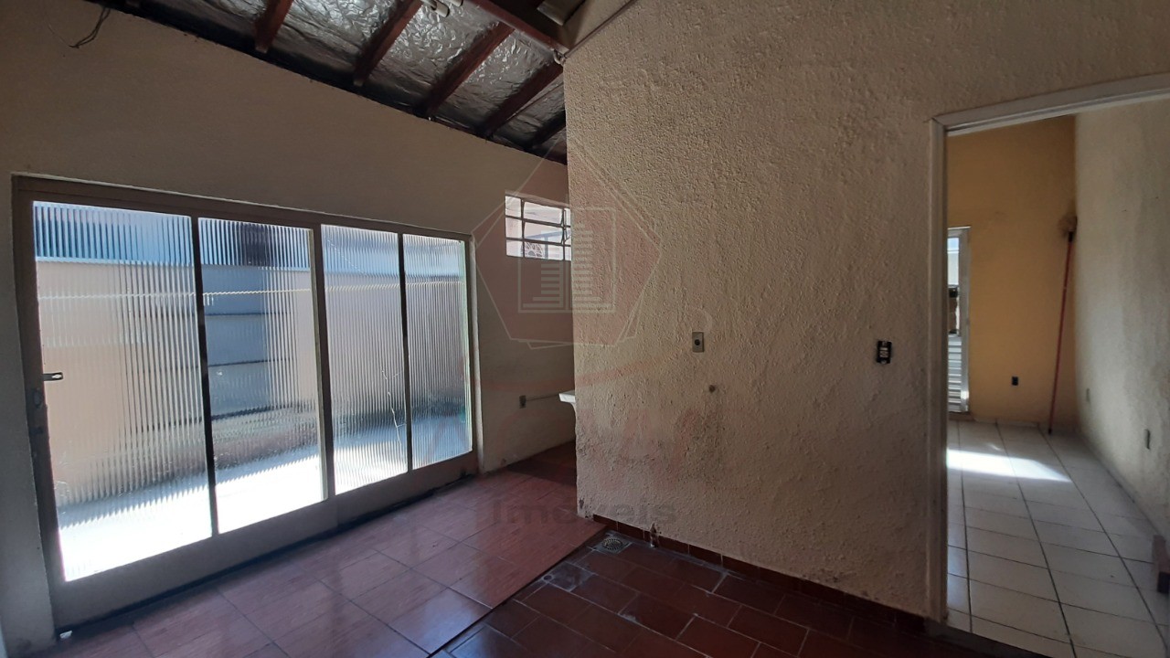 Casa à venda com 3 quartos, 250m² - Foto 13