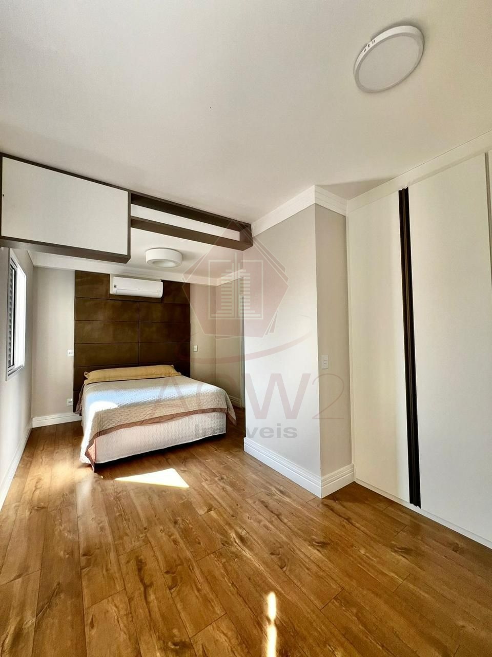 Apartamento à venda com 3 quartos, 113m² - Foto 9