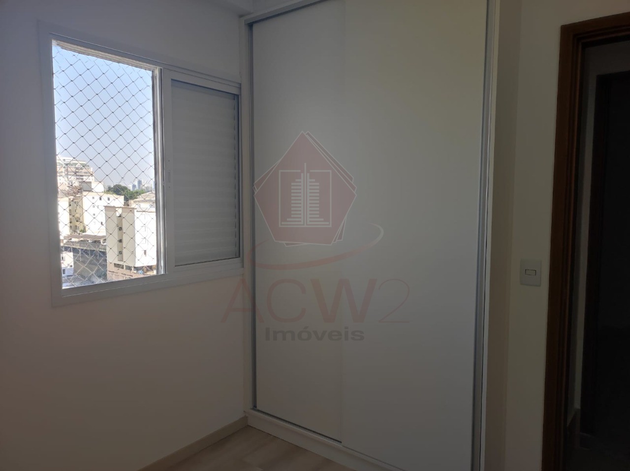 Apartamento para alugar com 3 quartos, 117m² - Foto 2