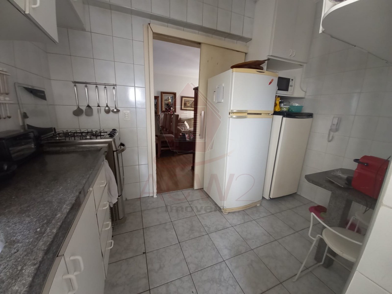 Apartamento à venda com 3 quartos, 101m² - Foto 4