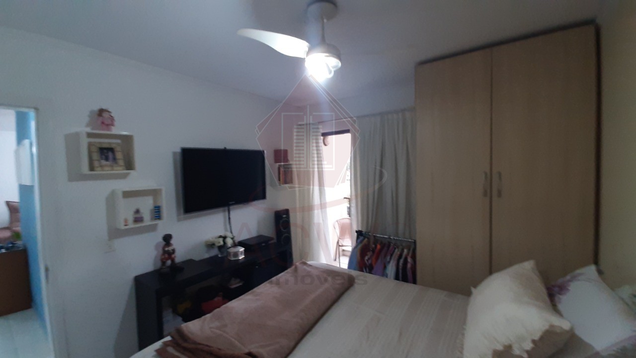 Apartamento à venda com 2 quartos, 75m² - Foto 13