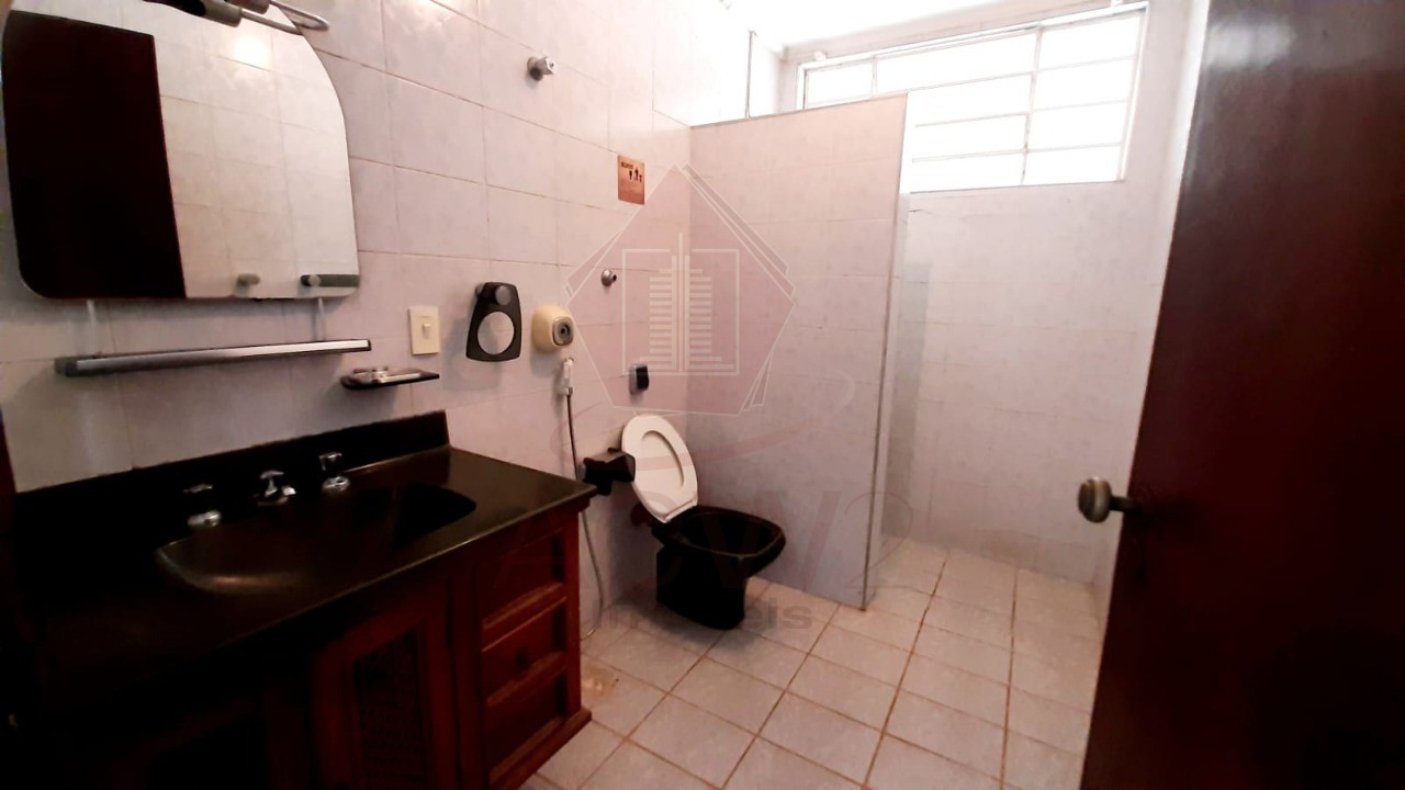 Chácara à venda com 4 quartos, 2348m² - Foto 19