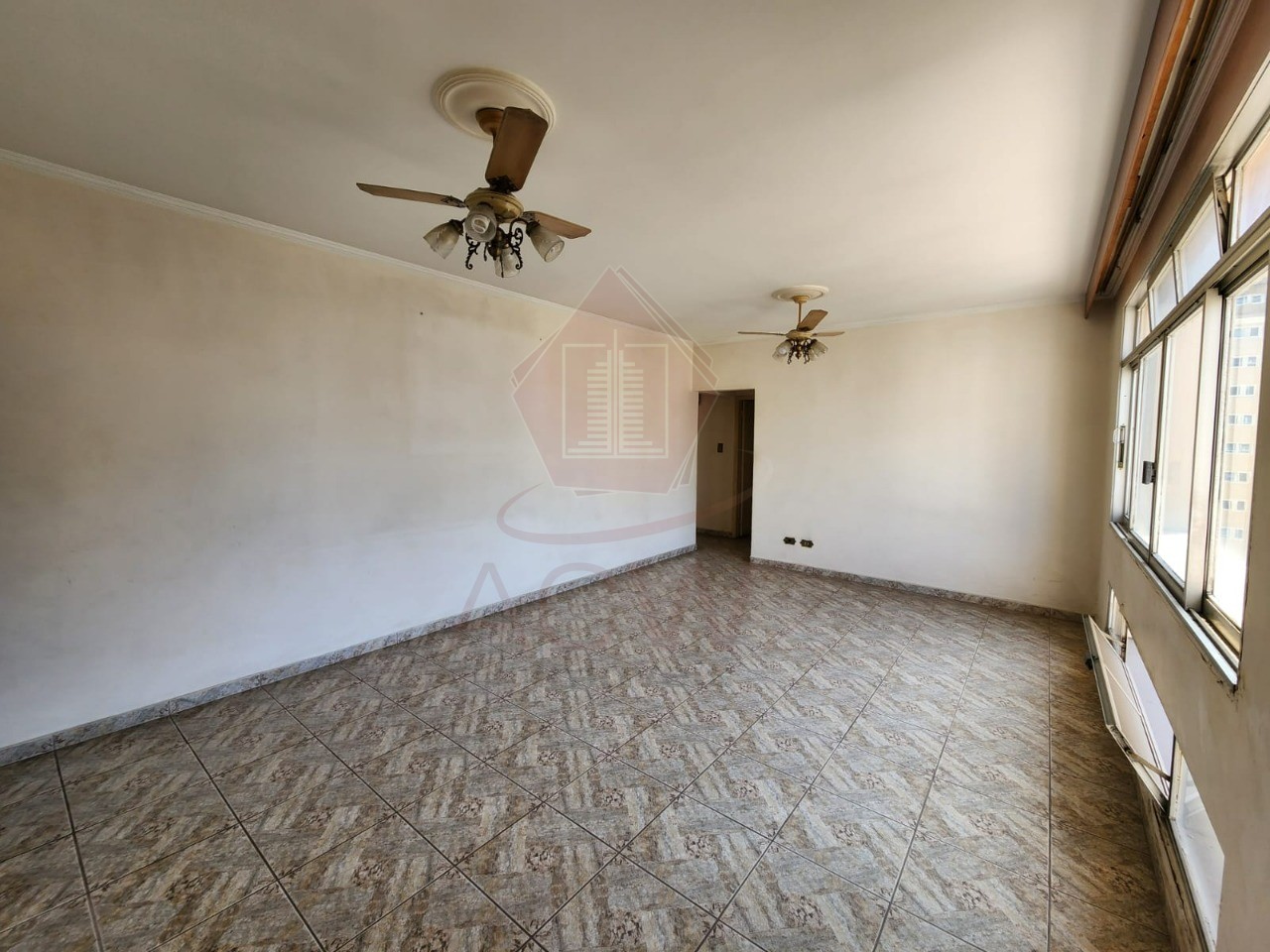 Apartamento à venda com 3 quartos, 165m² - Foto 4