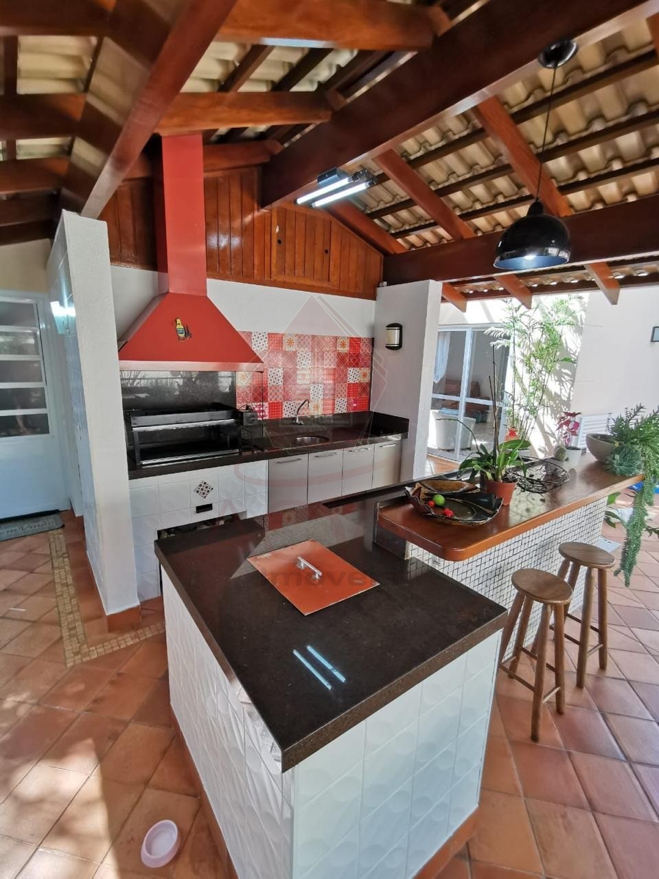 Casa à venda e aluguel com 4 quartos, 200m² - Foto 6