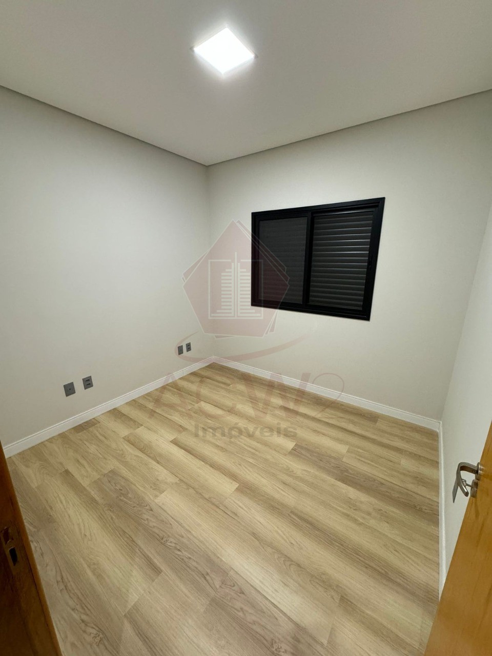 Casa à venda e aluguel com 3 quartos, 280m² - Foto 11