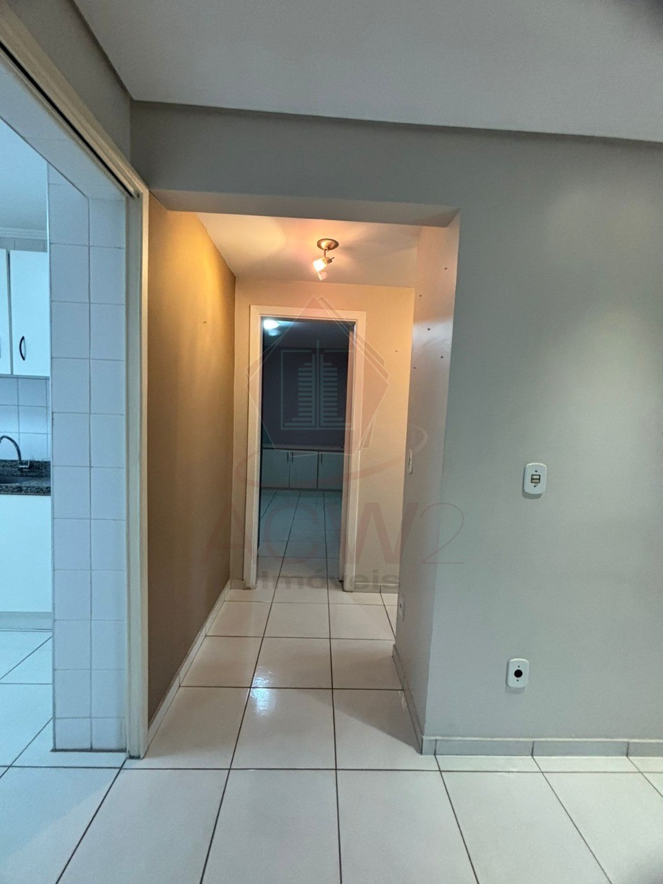 Apartamento para alugar com 2 quartos, 84m² - Foto 10