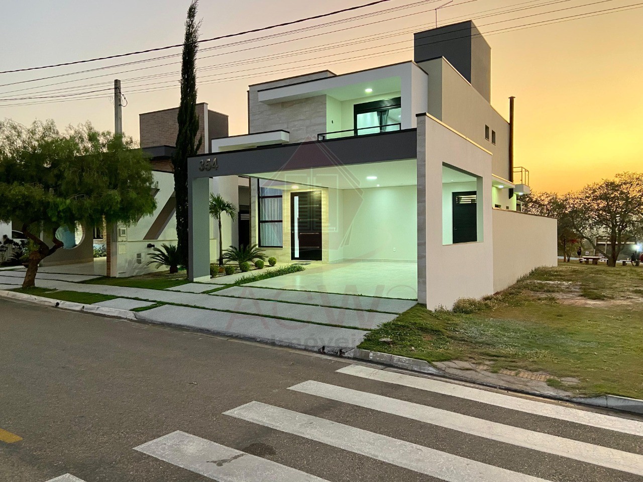 Casa à venda e aluguel com 3 quartos, 210m² - Foto 20