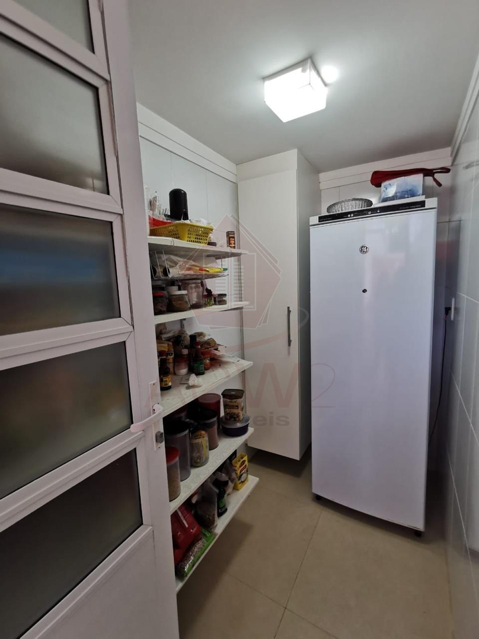 Casa à venda e aluguel com 4 quartos, 200m² - Foto 13