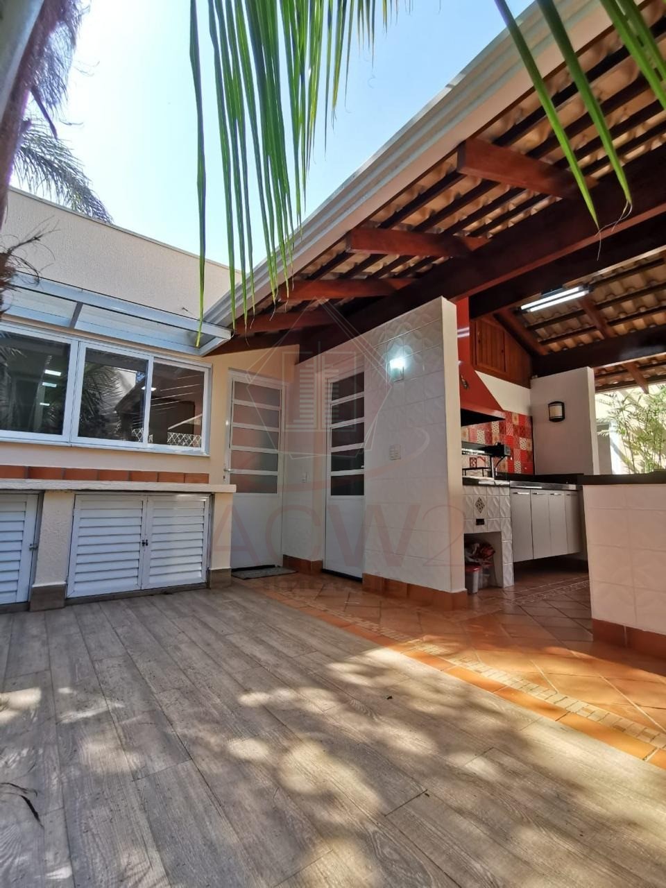 Casa à venda e aluguel com 4 quartos, 200m² - Foto 11