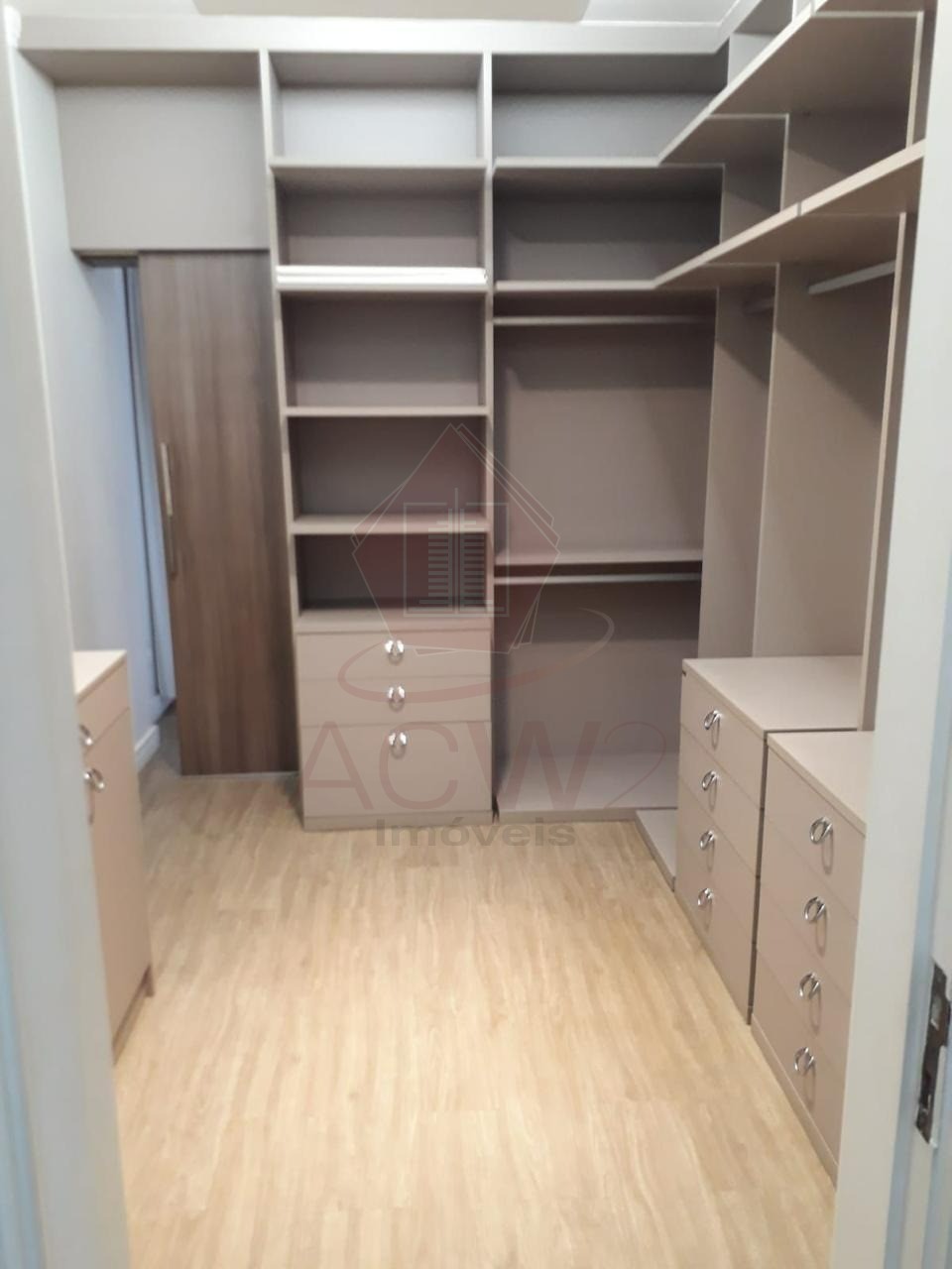 Apartamento à venda com 3 quartos, 211m² - Foto 47