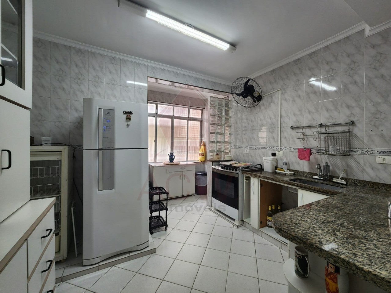 Apartamento à venda com 4 quartos, 146m² - Foto 8