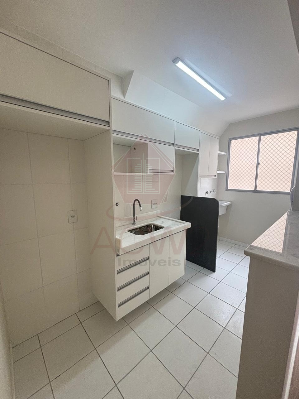 Apartamento à venda com 3 quartos, 72m² - Foto 1