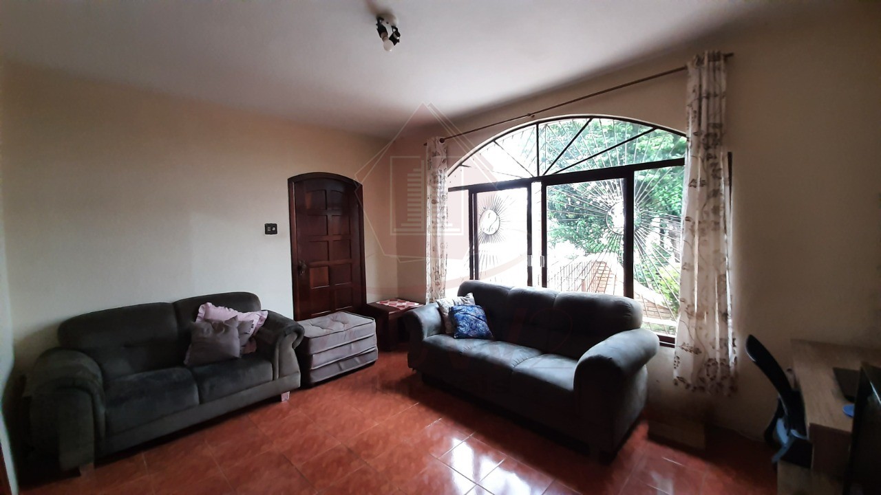 Casa à venda com 2 quartos, 200m² - Foto 13