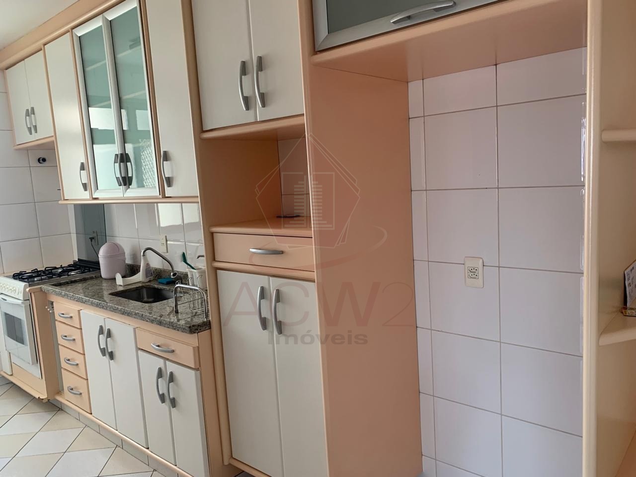 Apartamento para alugar com 3 quartos, 112m² - Foto 6