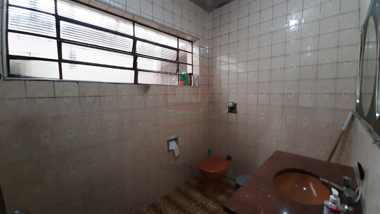 Casa à venda com 2 quartos, 200m² - Foto 14