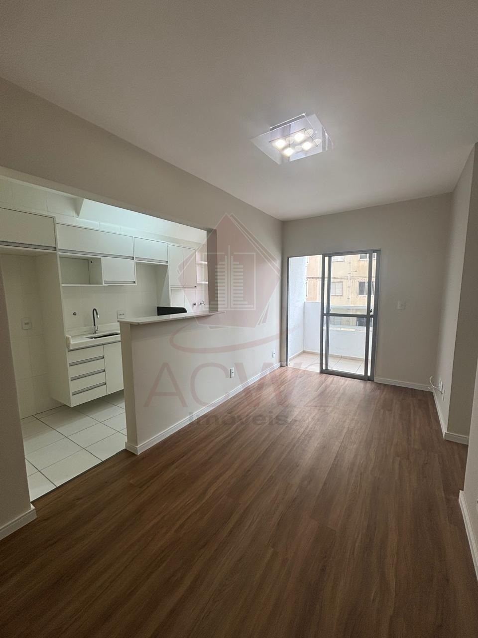 Apartamento à venda com 3 quartos, 72m² - Foto 2