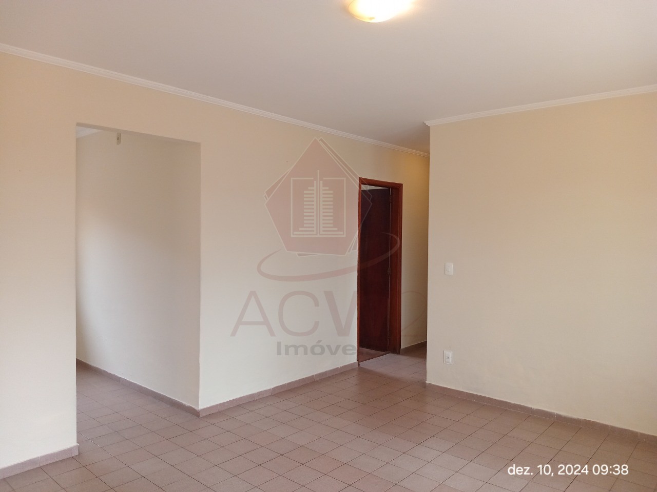 Casa para alugar com 3 quartos, 139m² - Foto 1