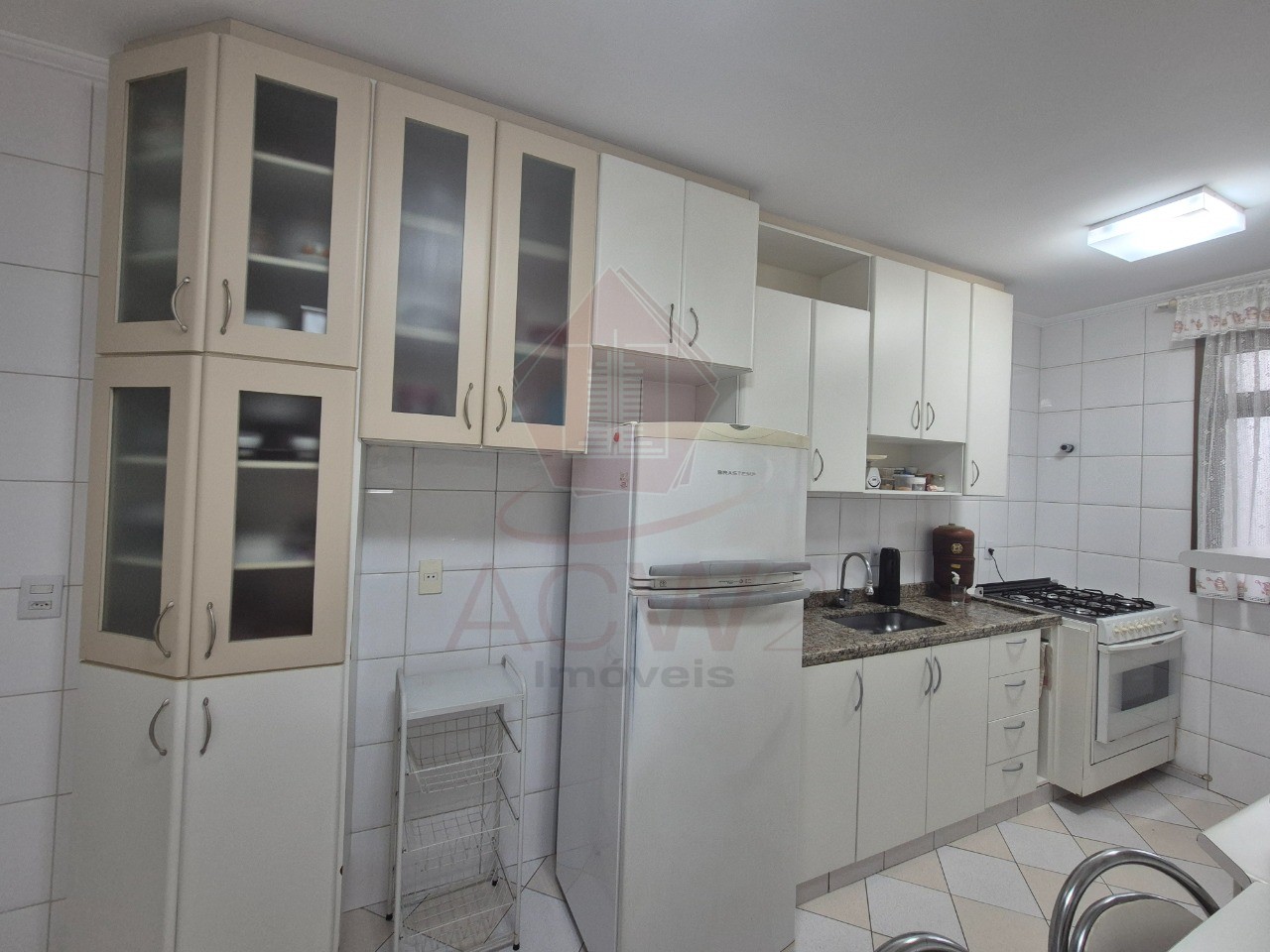 Apartamento para alugar com 3 quartos, 112m² - Foto 7