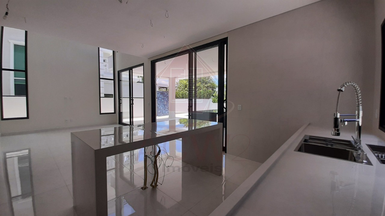 Casa à venda com 4 quartos, 450m² - Foto 19