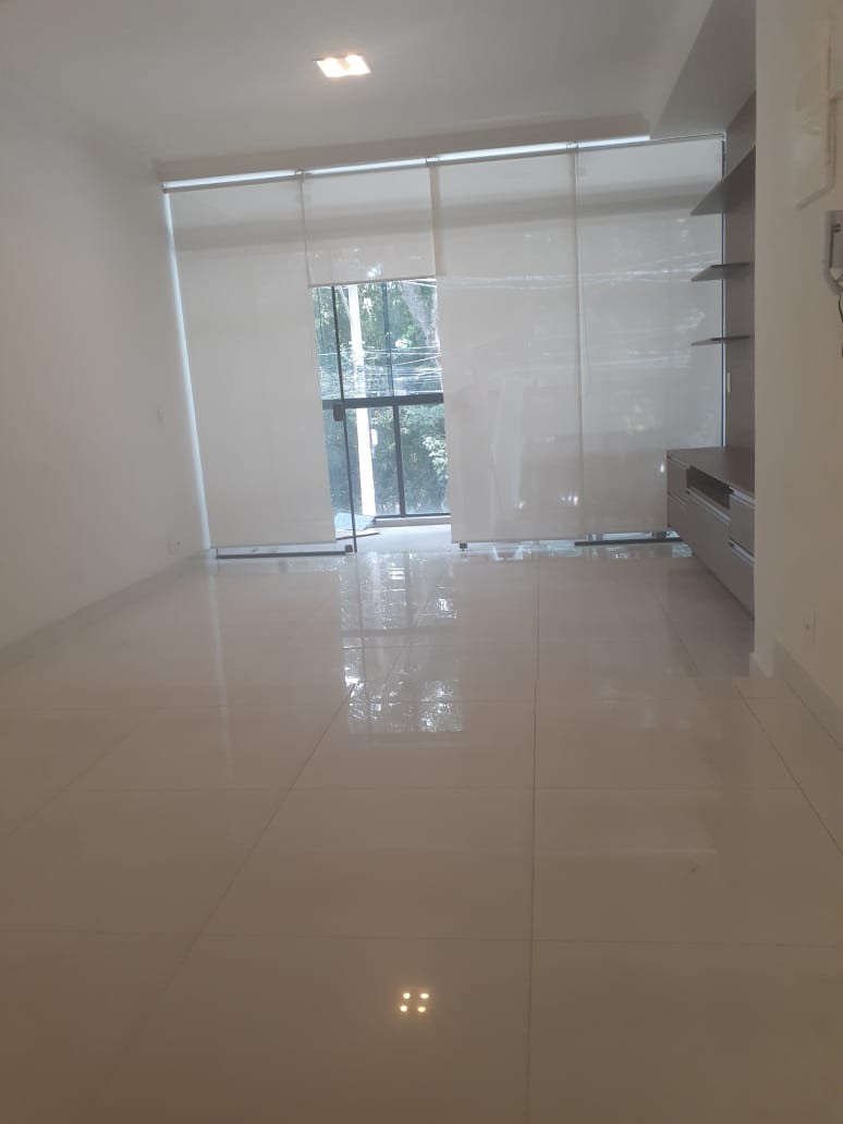 Casa à venda com 3 quartos, 180m² - Foto 4